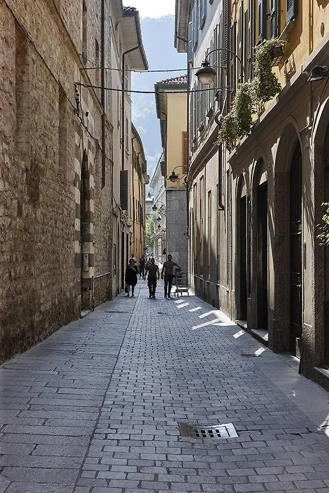 Altido Provencal House Apartment Como