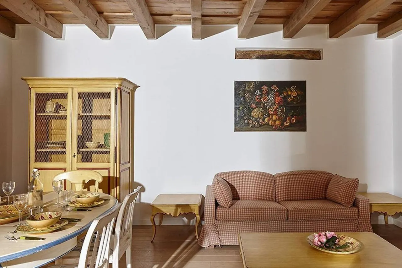 Altido Provencal House Apartment Como 0*,  Italy