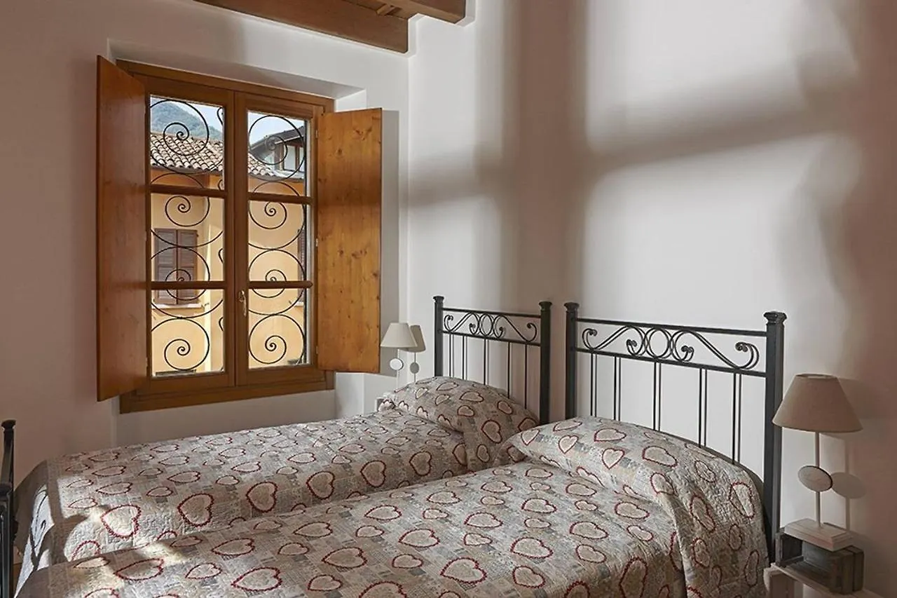 Altido Provencal House Apartment Como Italy
